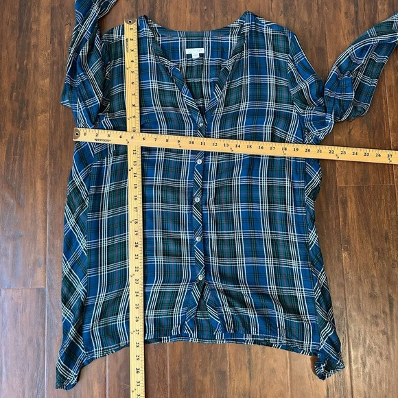 J. JILL Plaid Button-Up Tunic Shirt in Blue Green Dipped Hem Relaxed Fit - Picture 11 of 11